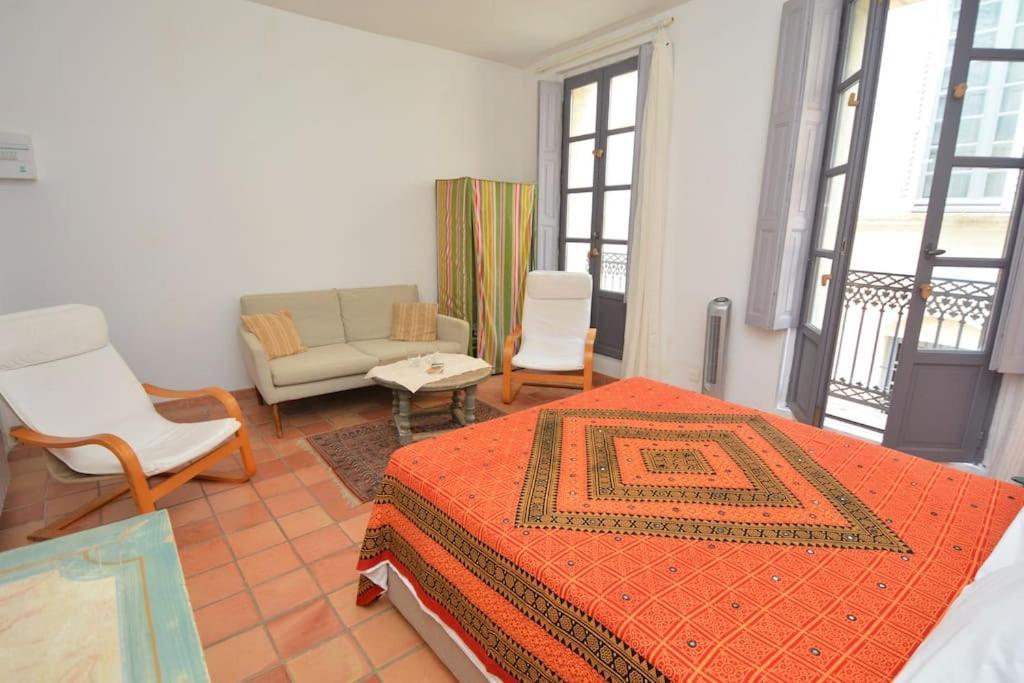 Nest In Apartment Arles